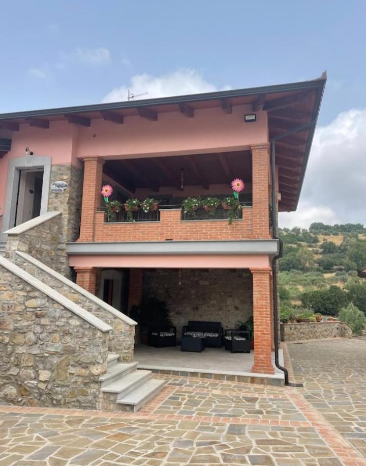 Tenuta Il Giardino Di Eros Albanella Екстериор снимка
